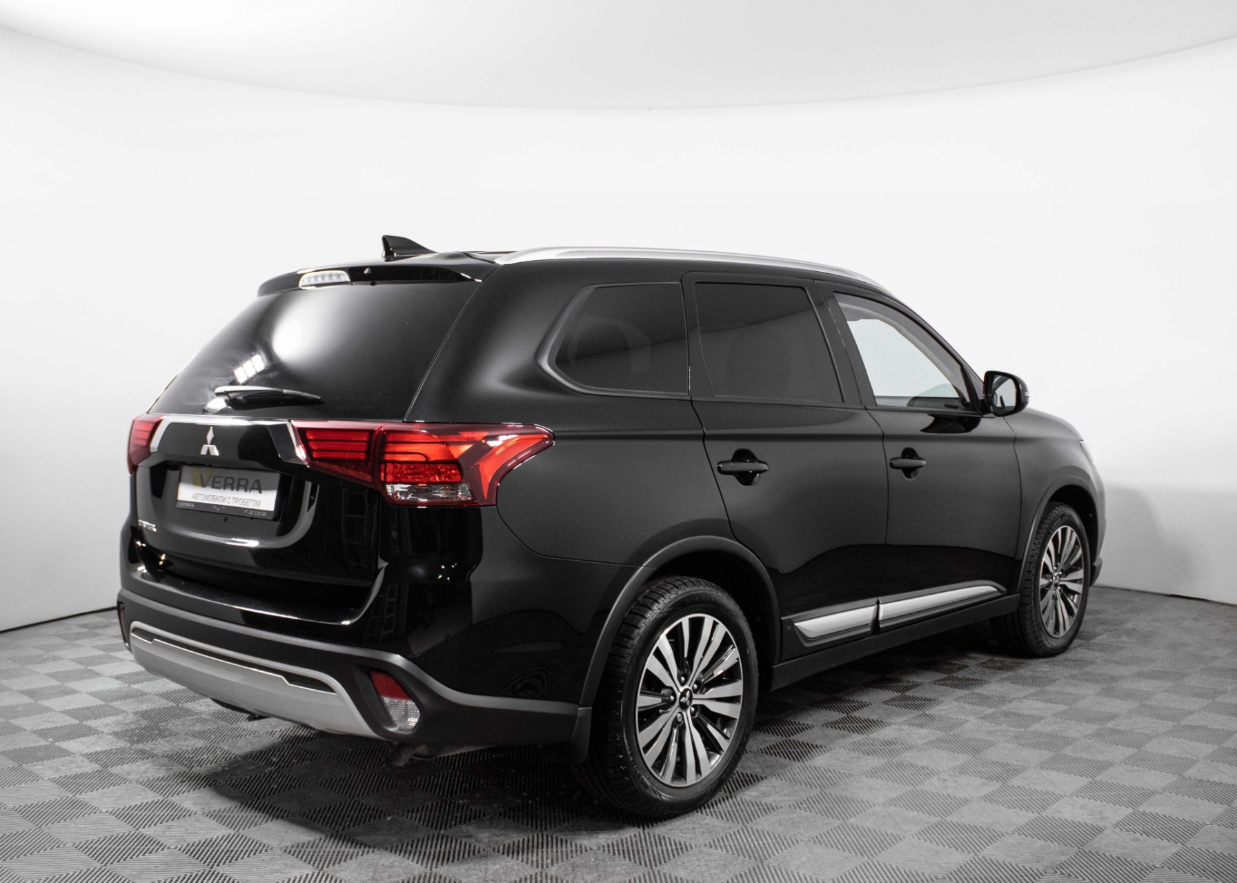 Купить MITSUBISHI OUTLANDER 2021г. с пробегом в Перми - VERRA