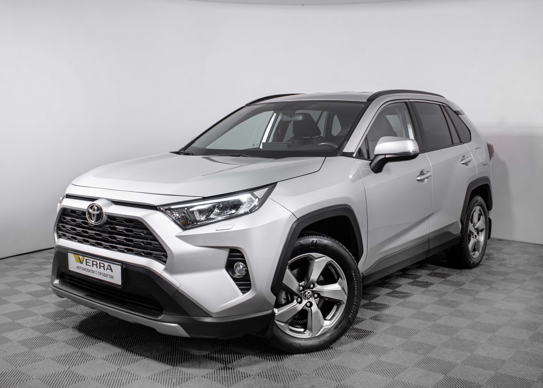 Купить TOYOTA RAV4 2019г. с пробегом в Перми - VERRA