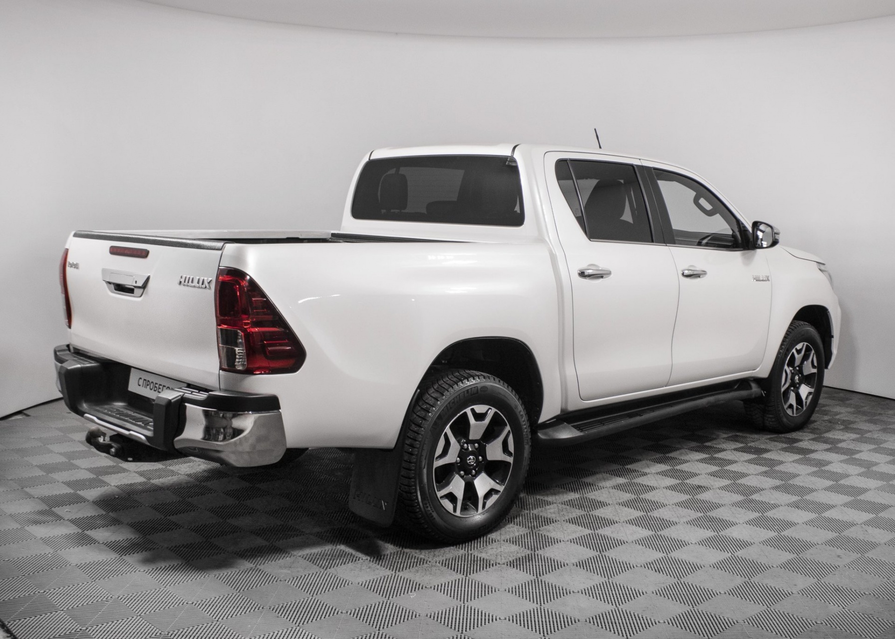 Купить TOYOTA HILUX 2018г. с пробегом в Перми - VERRA