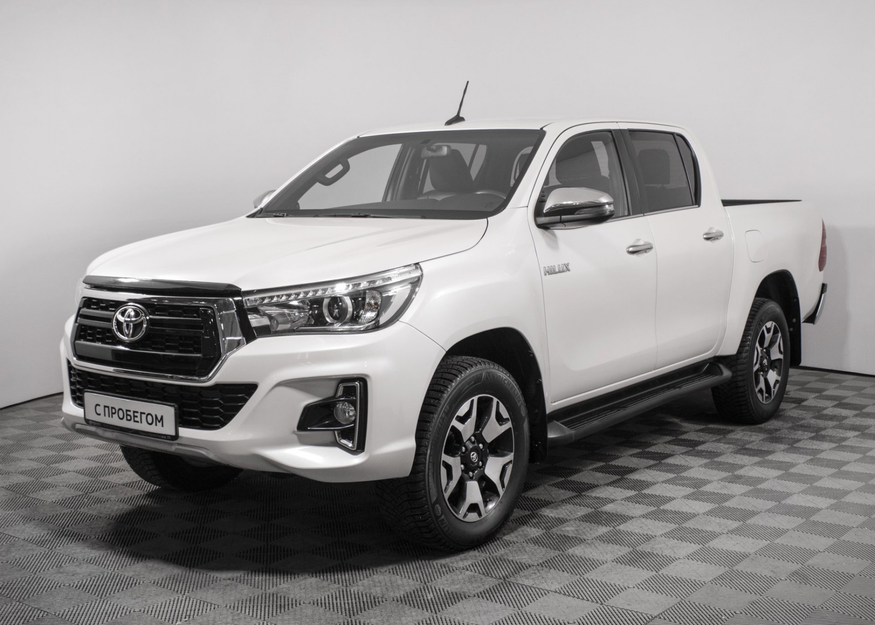 Купить TOYOTA HILUX 2018г. с пробегом в Перми - VERRA