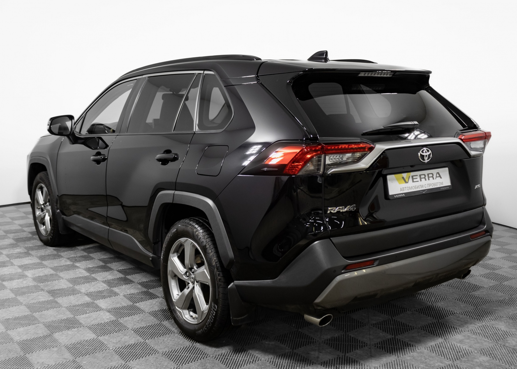 Купить TOYOTA RAV4 2020г. с пробегом в Перми - VERRA